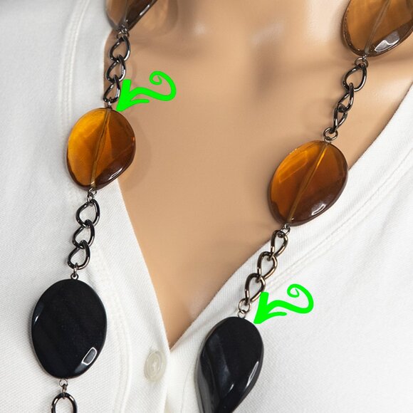 Brown/Amber Black And Spotted Large‎ Beads On A Dark Chain Necklace - Picture 8 of 10